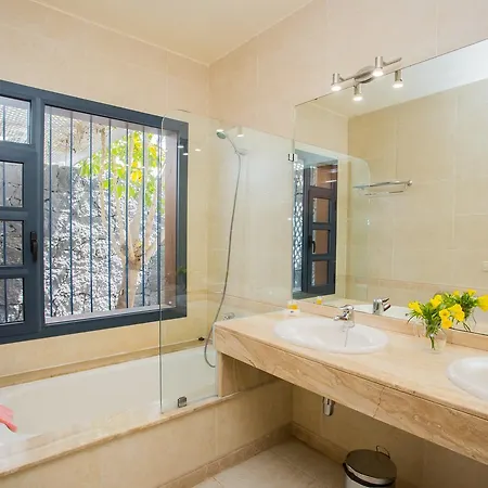 Susaeta Playa Blanca (Lanzarote)