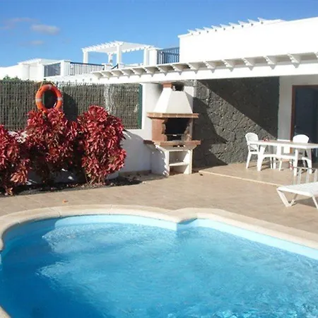 Susaeta Villa *